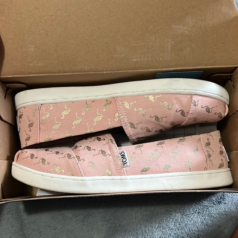 Girls Toms